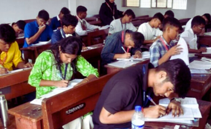 1. "IOCL Bharti 2025: ITI, Diploma और Graduate युवाओं के लिए इंडियन ऑयल में सरकारी नौकरी"2. "Indian Oil Job Vacancy 2025 – ITI, Diploma, Graduate Candidates Apply Online"3. "इंडियन ऑयल जॉब 2025 – ITI, Diploma और Graduate युवाओं के लिए भर्ती सूचना"